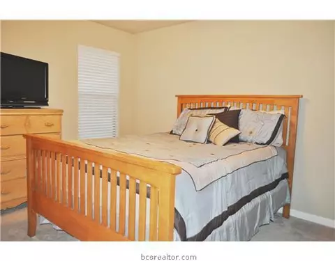2029 Positano, Bryan, TX 77808 photo 10