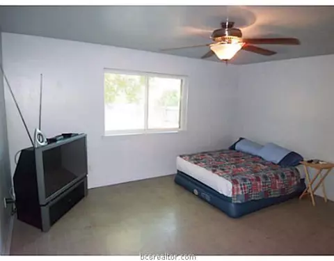 4114 Meadowbrook, Bryan, TX 77802 photo 10