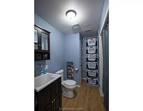 7710 Sandy Point Rd, Bryan, TX 77807 photo 15