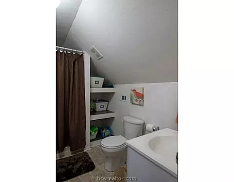 7710 Sandy Point Rd, Bryan, TX 77807 photo 14