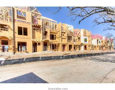 520 Jefferson St, Bryan, TX 77801 photo 3