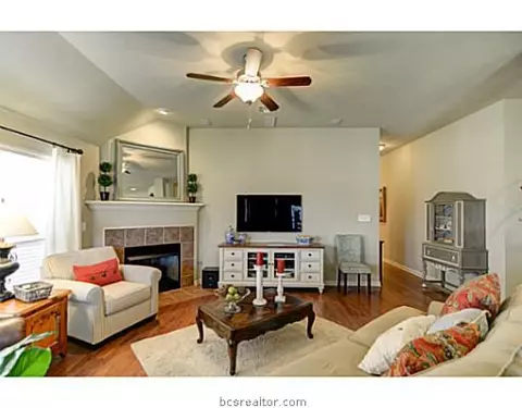 2069 Mountain Wind, Bryan, TX 77807 photo 3