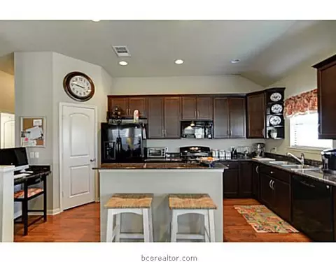 2069 Mountain Wind, Bryan, TX 77807 photo 5