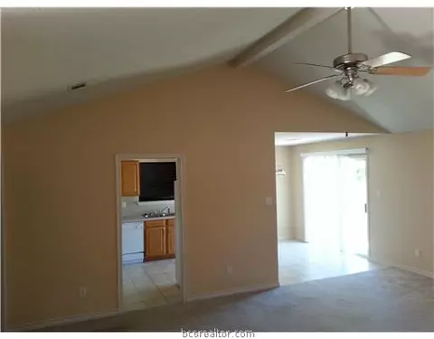 3815 Caleb Ct, Bryan, TX 77803 photo 4