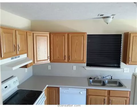 3815 Caleb Ct, Bryan, TX 77803 photo 7