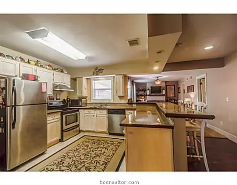 1506 E 28th St, Bryan, TX 77802 photo 10