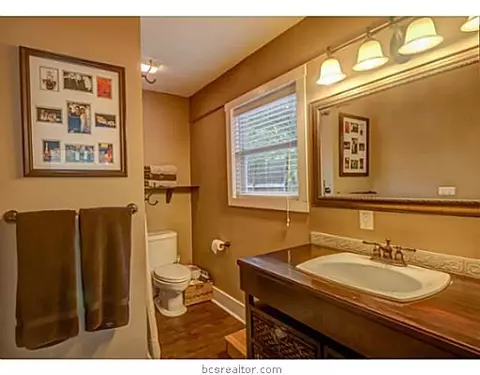1506 E 28th St, Bryan, TX 77802 photo 17