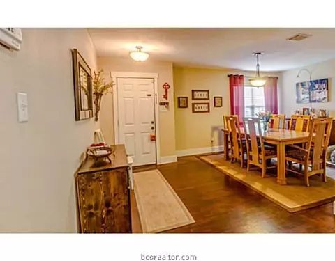 1506 E 28th St, Bryan, TX 77802 photo 6