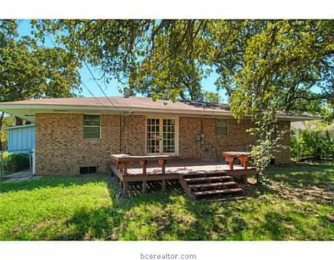 300 Tee Dr, Bryan, TX 77801 photo 10