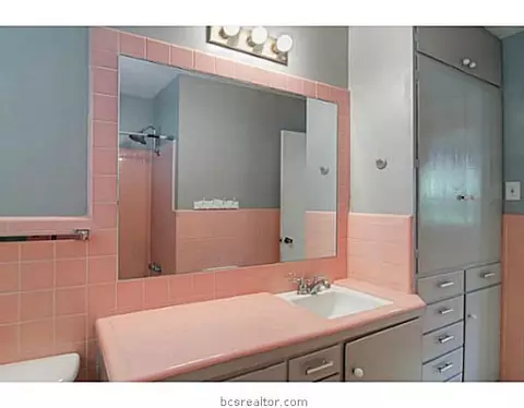 300 Tee Dr, Bryan, TX 77801 photo 14