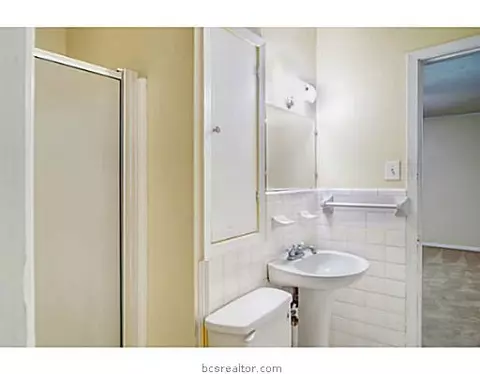 300 Tee Dr, Bryan, TX 77801 photo 22