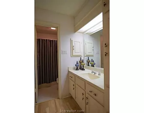 2905 Braeburn St, Bryan, TX 77802 photo 13