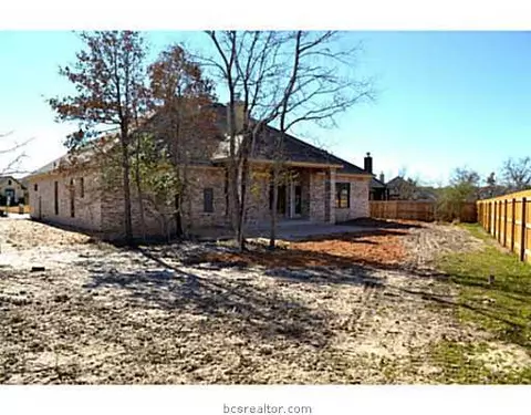2909 Caney, Bryan, TX 77808 photo 2