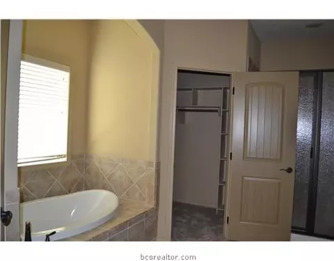 2909 Caney, Bryan, TX 77808 photo 7