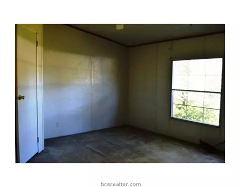 8062 Prospect Ln, Bryan, TX 77808 photo 4