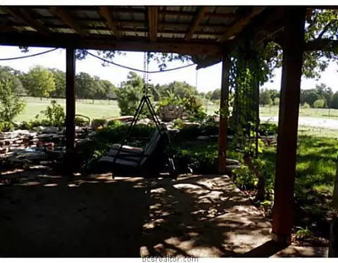 985 Cr 232 County Rd, Cameron, TX 76520 photo 15