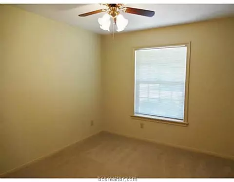 3905 Seminole Ct, Bryan, TX 77802 photo 11
