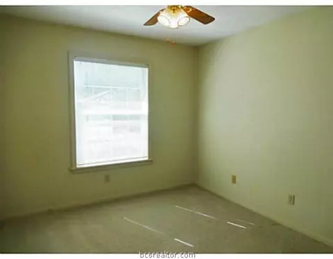 3905 Seminole Ct, Bryan, TX 77802 photo 13