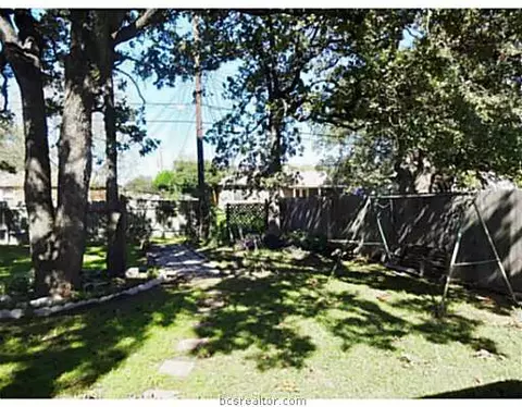 3905 Seminole Ct, Bryan, TX 77802 photo 18