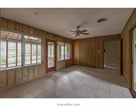 4308 Nagle St, Bryan, TX 77801 photo 6