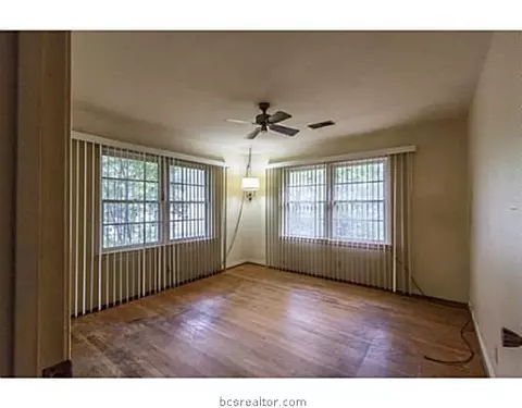 4308 Nagle St, Bryan, TX 77801 photo 9