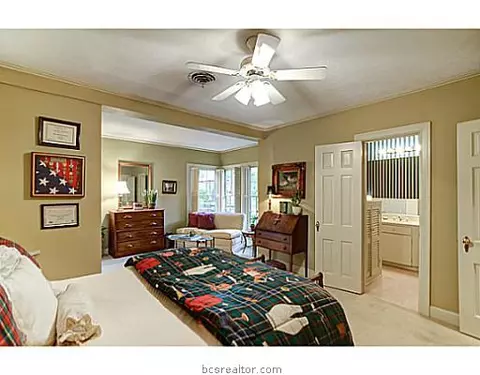 501 Brookside E Dr E, Bryan, TX 77801 photo 14