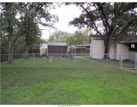 1105 Ruskin Dr, Bryan, TX 77802 photo 7
