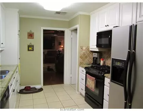 1105 Ruskin Dr, Bryan, TX 77802 photo 11
