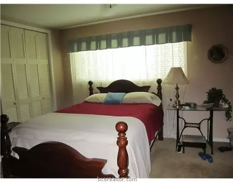 1105 Ruskin Dr, Bryan, TX 77802 photo 17