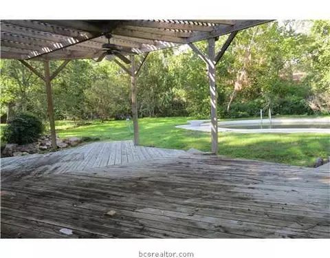 2510 Willow Bend Dr, Bryan, TX 77802 photo 21