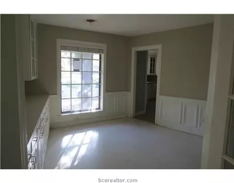 2510 Willow Bend Dr, Bryan, TX 77802 photo 3