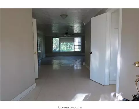 2510 Willow Bend Dr, Bryan, TX 77802 photo 2