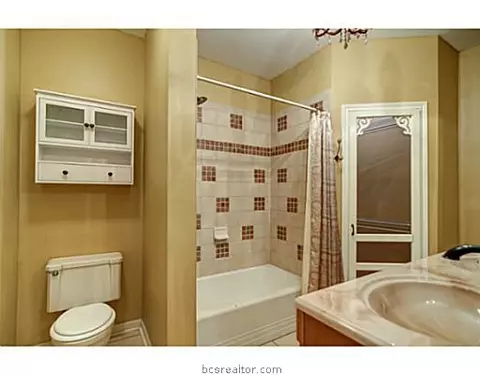 912 Winter St, Bryan, TX 77803 photo 7