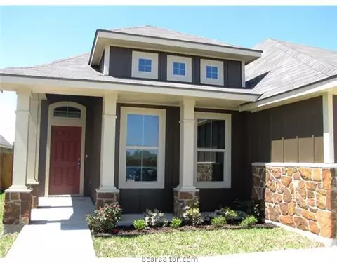 1081 Venice, Bryan, TX 77808 photo 2