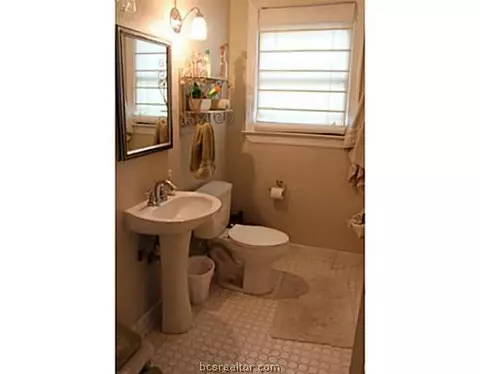1206 E 30th St, Bryan, TX 77802 photo 13