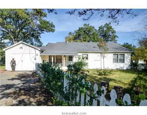 525 Wayside Dr, Bryan, TX 77802 photo 18