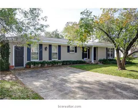2404 Burton Dr, Bryan, TX 77802 photo 1