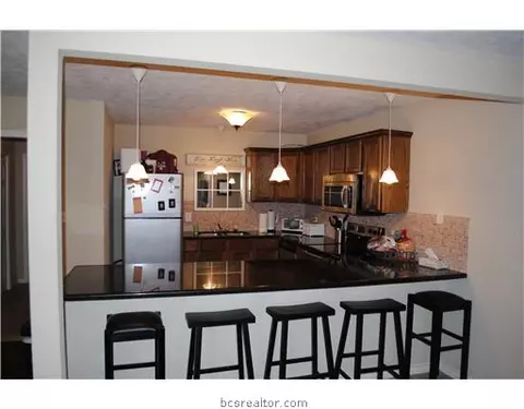 220 Inlow, Bryan, TX 77801 photo 3