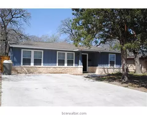 220 Inlow, Bryan, TX 77801 photo 1