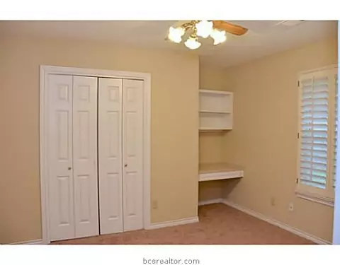 4401 Warwick Ln, Bryan, TX 77802 photo 16