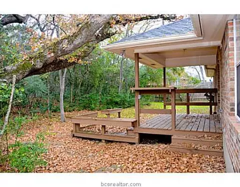 4401 Warwick Ln, Bryan, TX 77802 photo 18