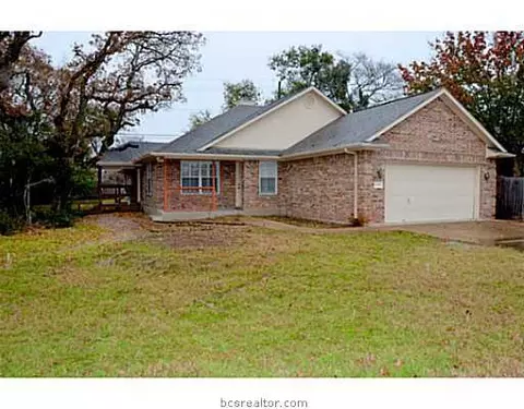 4401 Warwick Ln, Bryan, TX 77802 photo 1