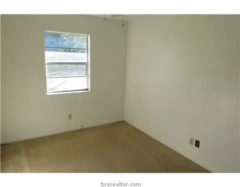 2600 Cypress, Bryan, TX 77803 photo 9