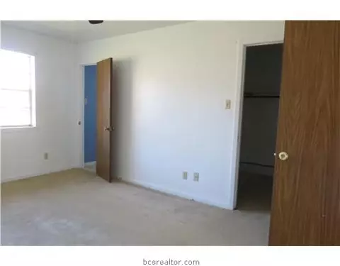 2600 Cypress, Bryan, TX 77803 photo 11