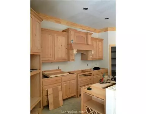 2902 Agee Ct, Bryan, TX 77807 photo 3
