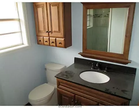 3510 Oakside Dr, Bryan, TX 77802 photo 11