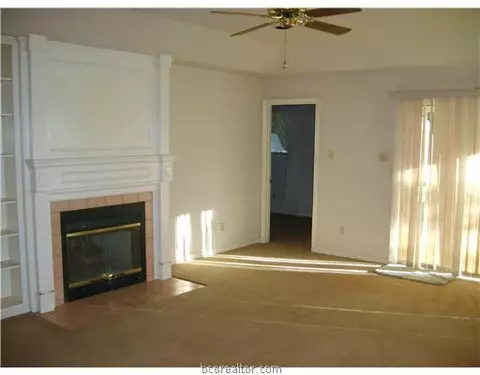 3808 Sierra Dr, Bryan, TX 77802 photo 1