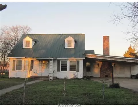 2098 S Beech St, Calvert, TX 77837 photo 2