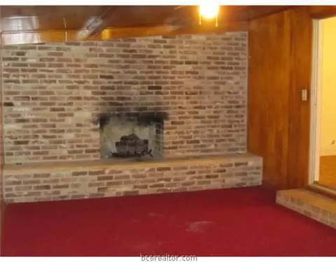 2098 S Beech St, Calvert, TX 77837 photo 7