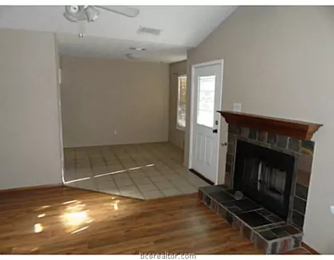 4721 Brompton Ln, Bryan, TX 77802 photo 11